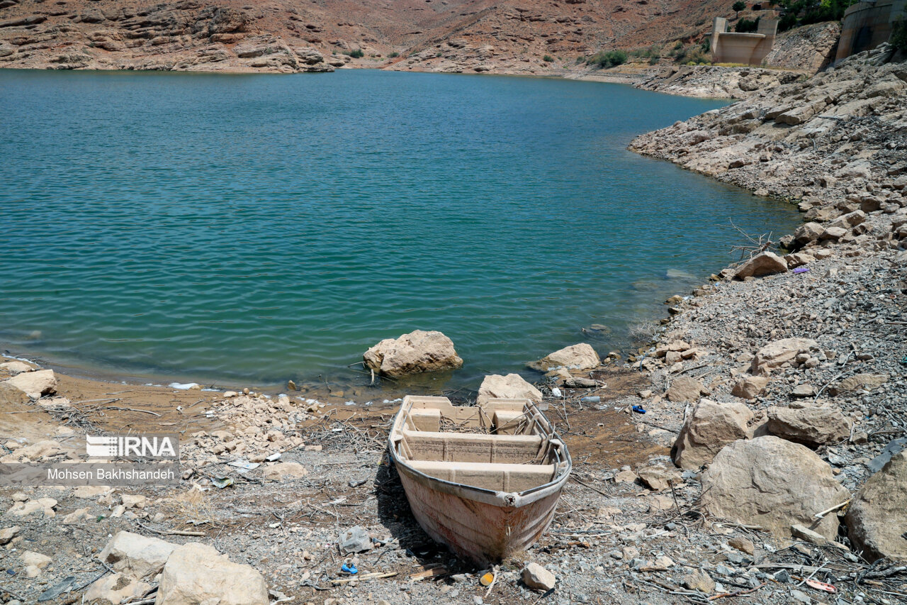 تهران در تنگنای آبی؛ گلایه مردم از قطعی شبانه آب