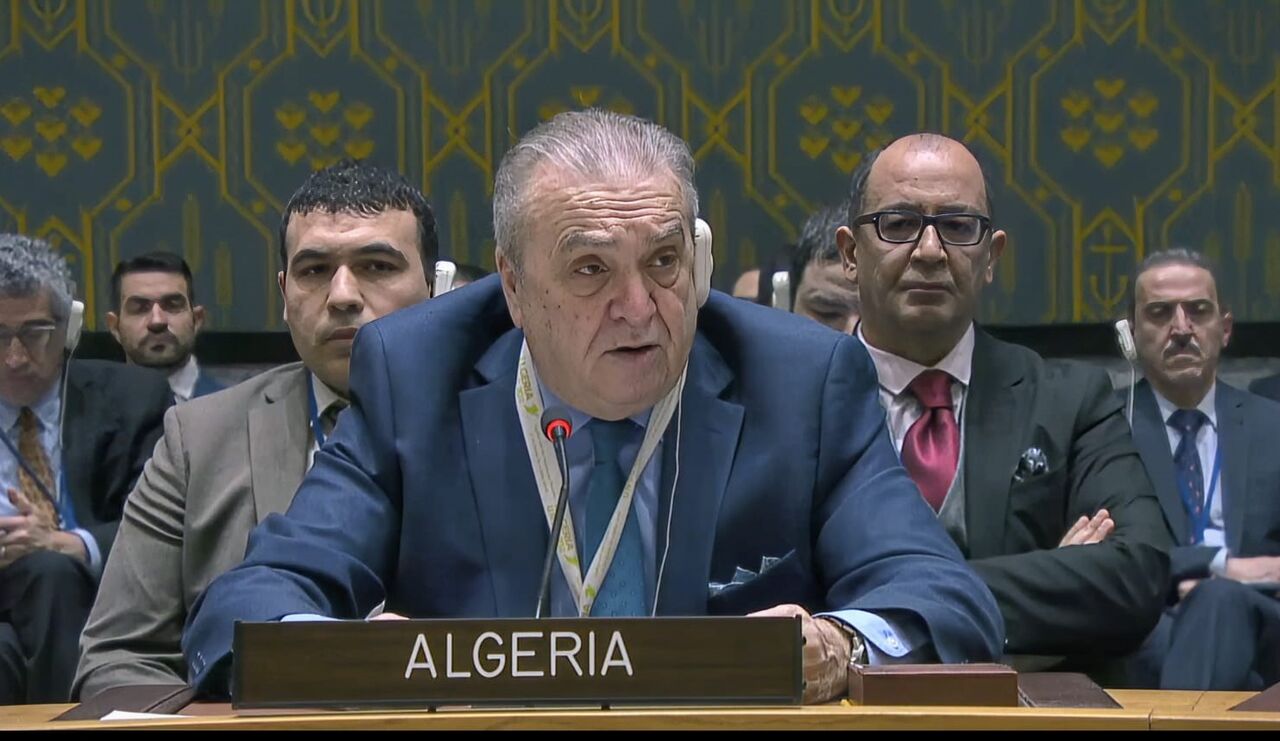 الجزایر خواستار خروج کامل نیروهای خارجی و مزدوران از خاک لیبی شد