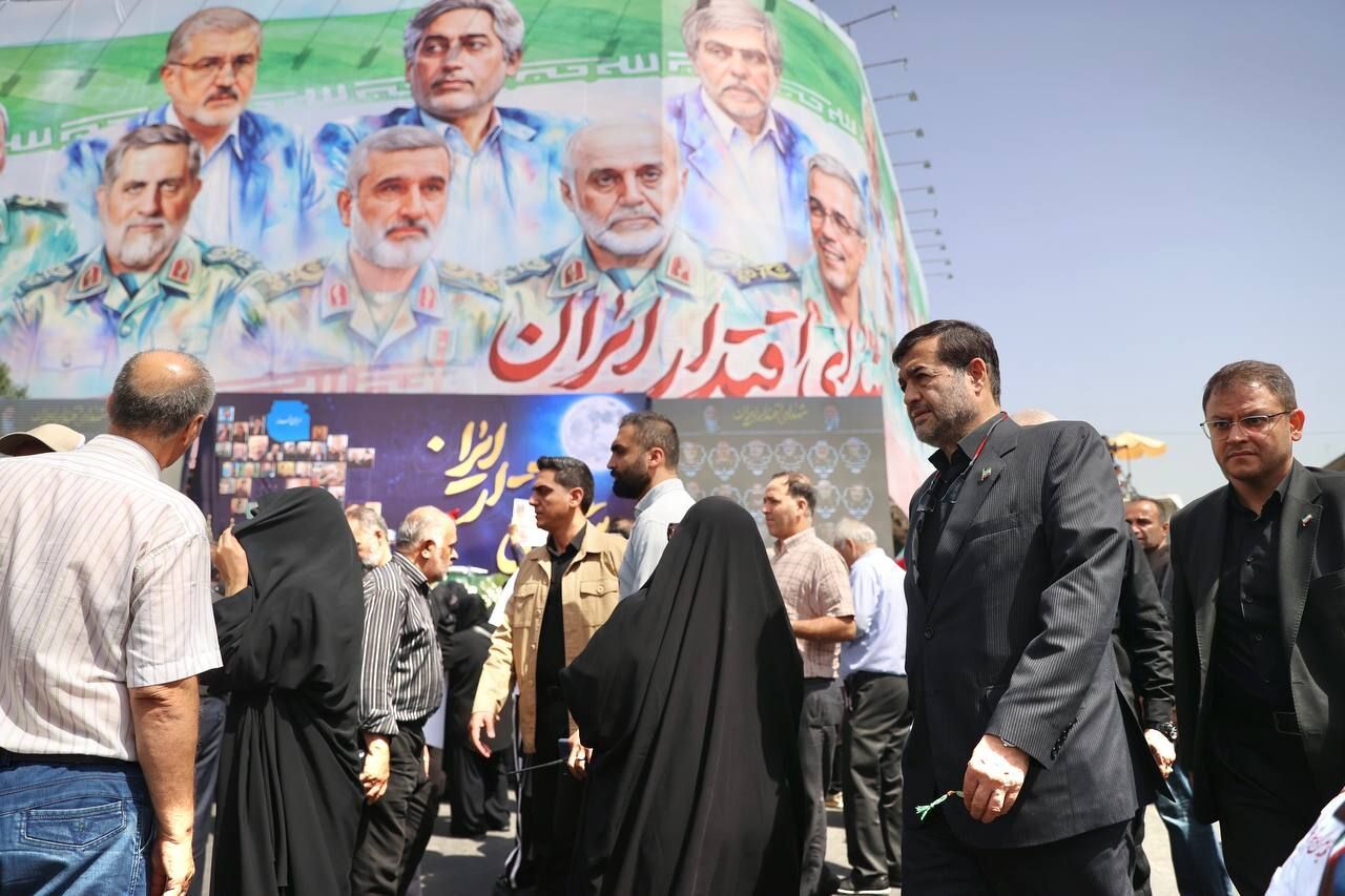 دنیامالی: نقش رهبری همواره بی‌بدیل بوده است/ قلب مردم ایران جریحه‌دار شد