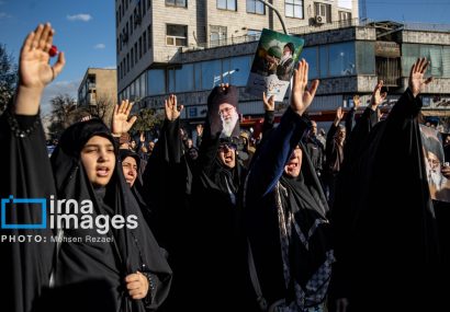رهبر شهید انقلاب در سه شهر کشور تشییع میشوند؛ اعلام محل دفن شهید خامنهای رهبر شهید انقلاب در سه شهر کشور تشییع میشوند؛ اعلام محل دفن شهید خامنهای