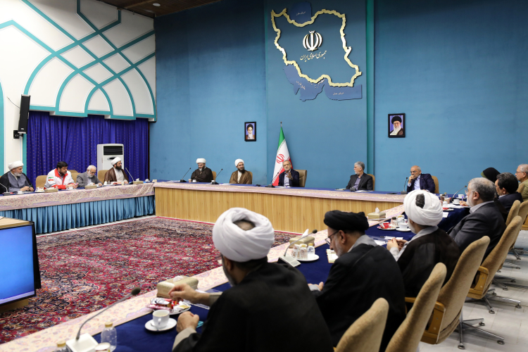 مسجد و امامان جماعت باید طبیب روحانی افراد باشند