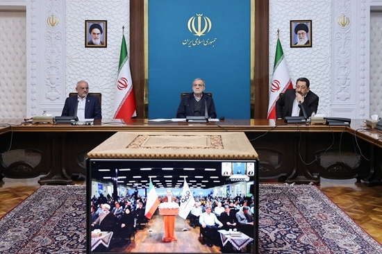 قطع وابستگی صنایع بزرگ از حوضه آبریز زاینده‌رود