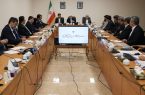 انتقاد صریح عارف از رفتارهای سلیقهای در محدودیت اینترنت: «اتوبان» را به خاطر یک راننده متخلف نمیبندند انتقاد صریح عارف از رفتارهای سلیقهای در محدودیت اینترنت: «اتوبان» را به خاطر یک راننده متخلف نمیبندند