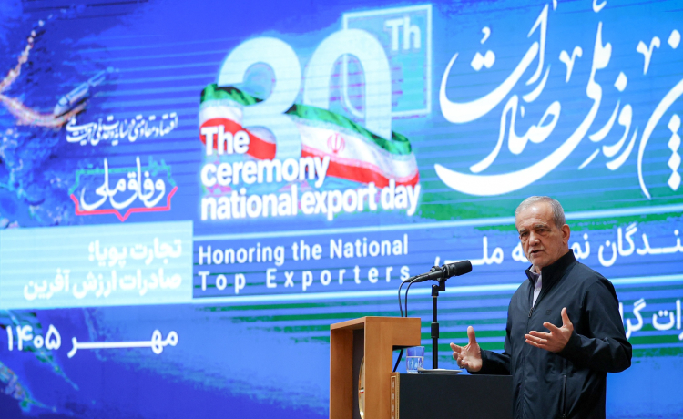 دنبال جنگ نیستیم اما در برابر زور و قلدری تسلیم نمی‌شویم