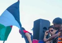 چرا یامال پرچم فلسطین را به دست گرفت؟ خشم صهیونیستها از ستاره بارسلونا چرا یامال پرچم فلسطین را به دست گرفت؟ خشم صهیونیستها از ستاره بارسلونا