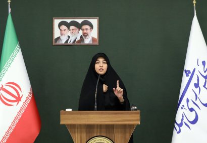 گزارش کمیسیون صنایع در مورد صلاحیت وزیر پیشنهادی دفاع/ موافقت کمیسیون با برنامه های اخلاقی