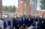 ادای احترام وزیر ارتباطات و مدیرعامل پست‌بانک ایران به شهدای شهرکرد