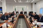 وزیر اقتصاد و مجموعه مدیریتی وزارت اقتصاد آماده همه گونه همكاری و كمك در جهت توسعه استان باظرفیت، مستعد و راهبردی بوشهر است